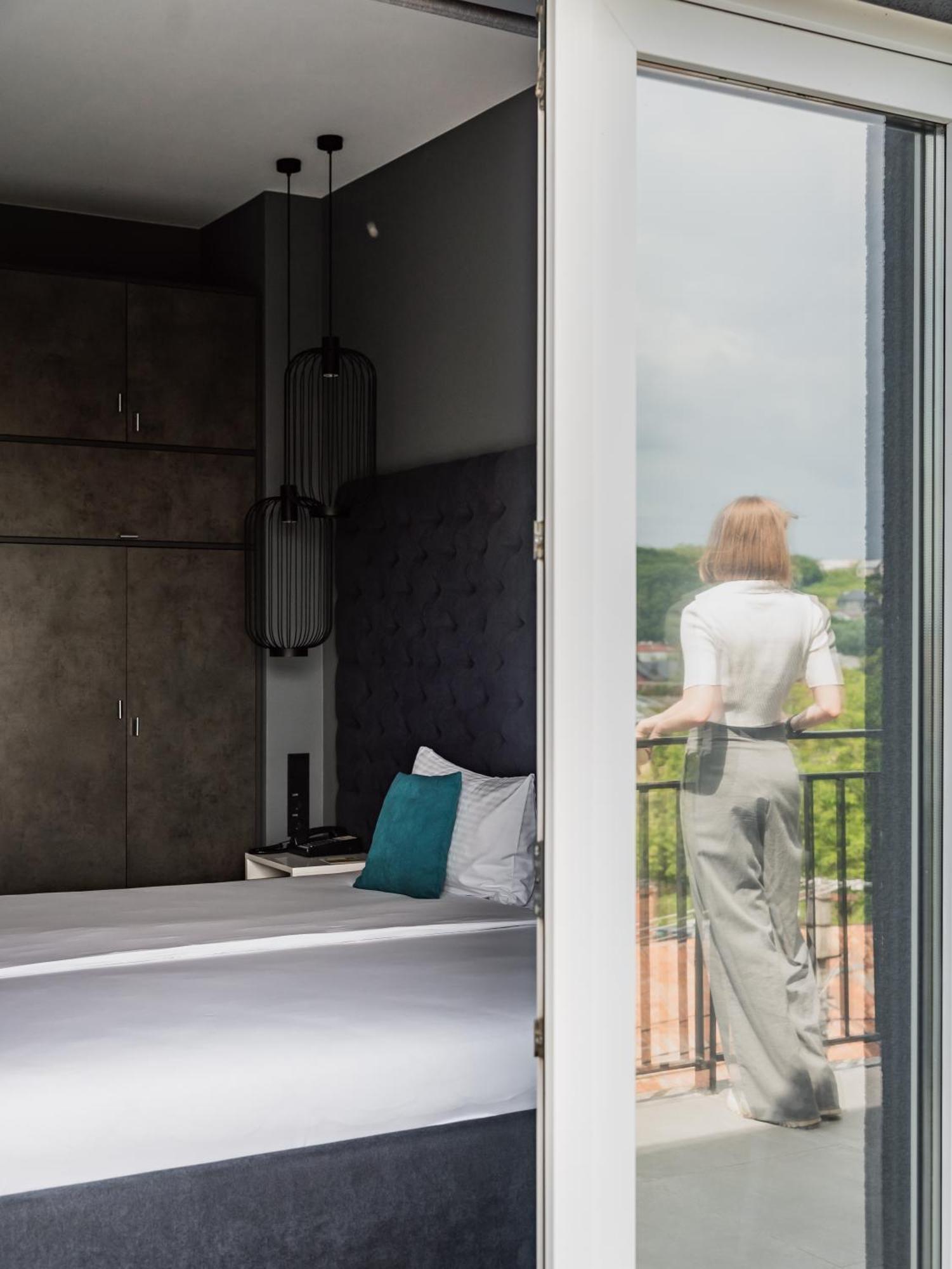 City Inn Lviv Smart Hotel Vynnyky Exterior foto